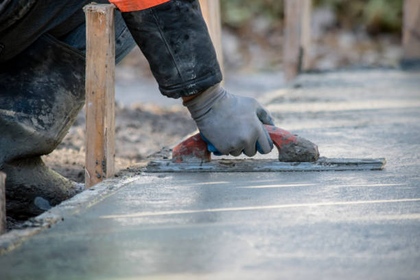 Best Concrete Sidewalk Installation in Phelan, CA